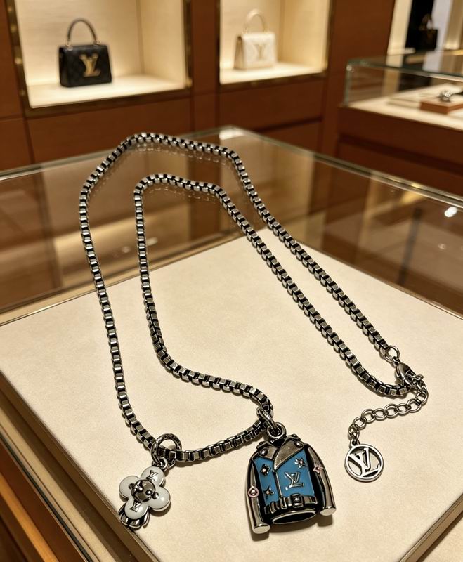 LV Necklace 04yxs355 (4)