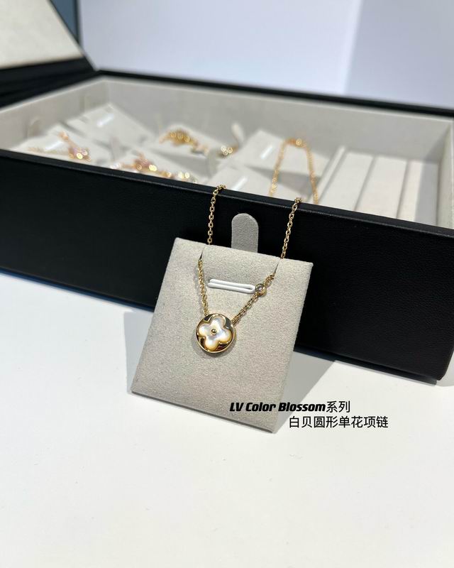 LV Necklace 04yxs359 (6)