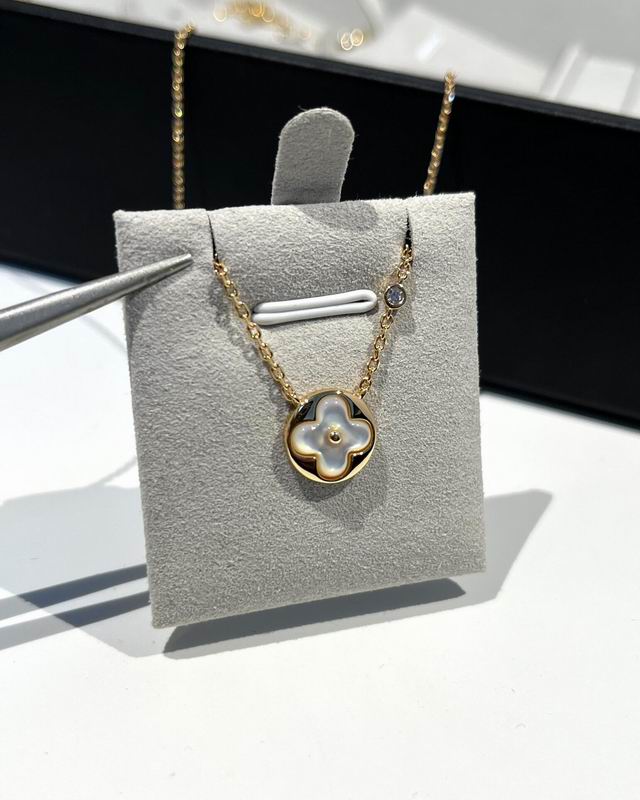 LV Necklace 04yxs359 (8)