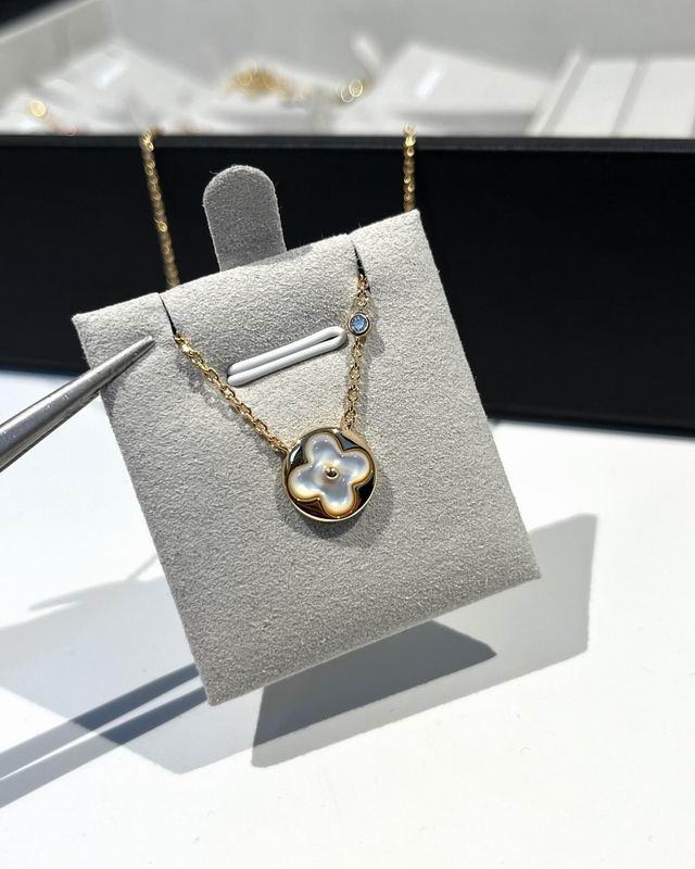 LV Necklace 04yxs359 (9)