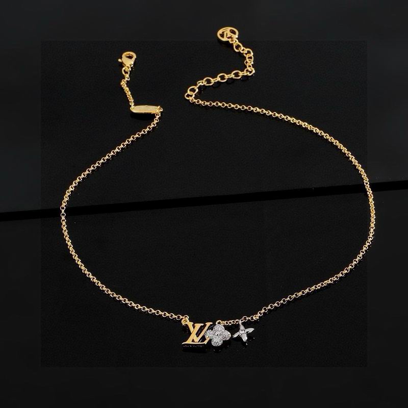 LV Necklace 04yxs360 (2)