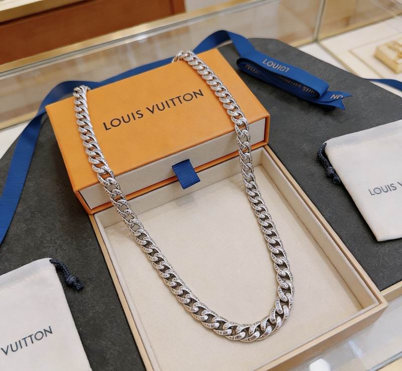 LV Necklace 04yxs367 (4)