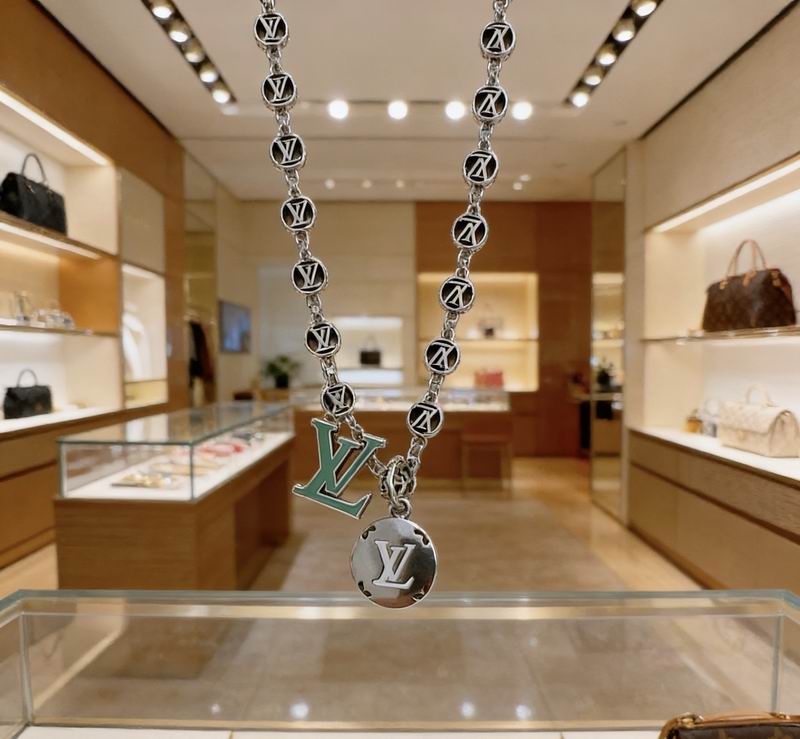 LV Necklace 04yxs368 (2)