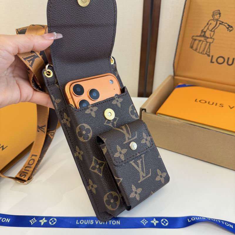 LV Phone Bag 43 (20)