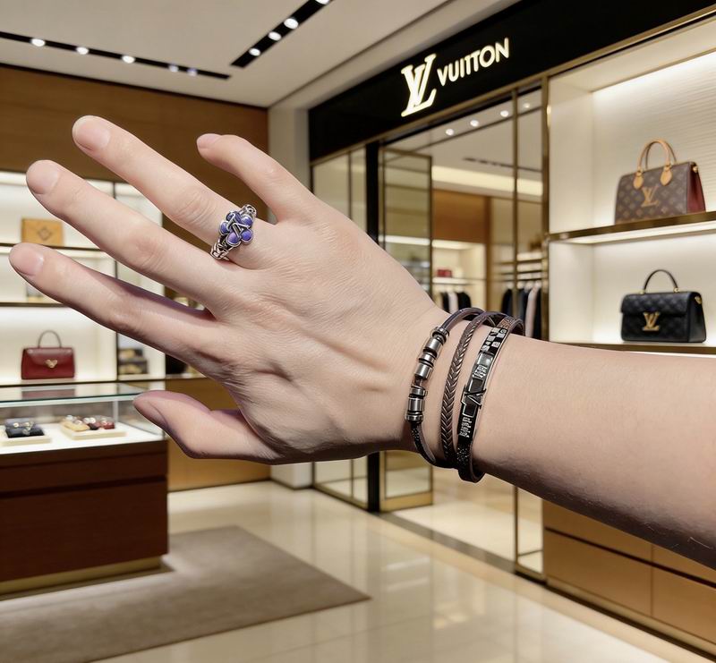 LV Ring 03yxs42 (7)
