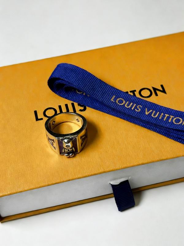 LV Ring 04yxs55 (3)