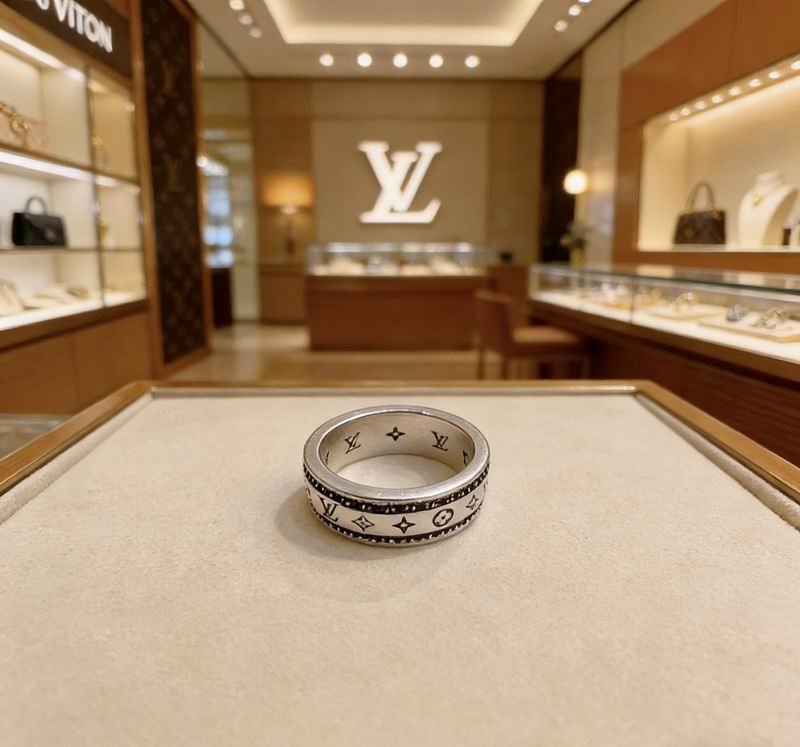 LV Ring 04yxs60 (3)