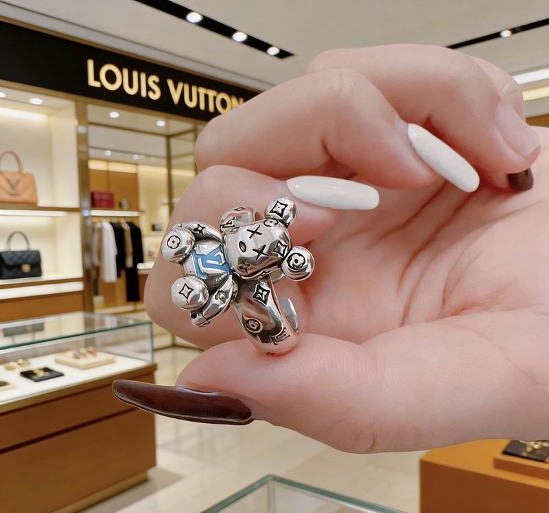 LV Ring 04yxs68 (6)