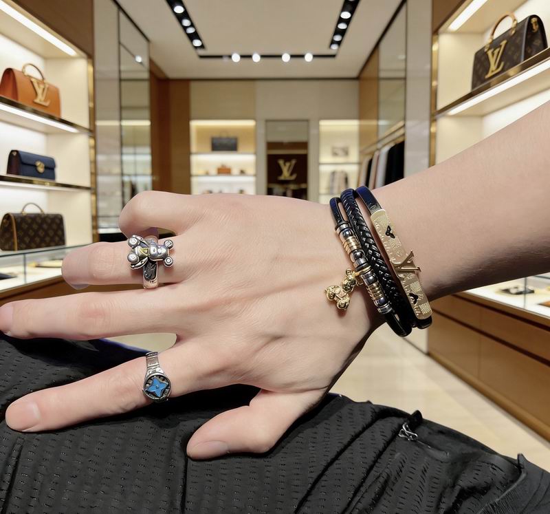 LV Ring 04yxs69 (8)