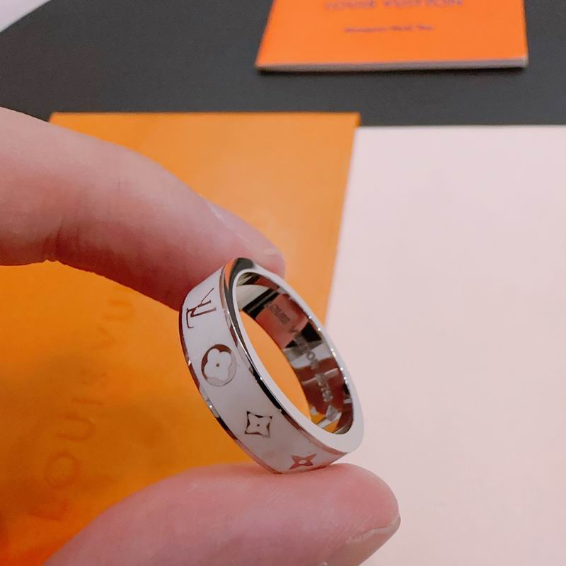 LV Ring 04yxs70 (41)