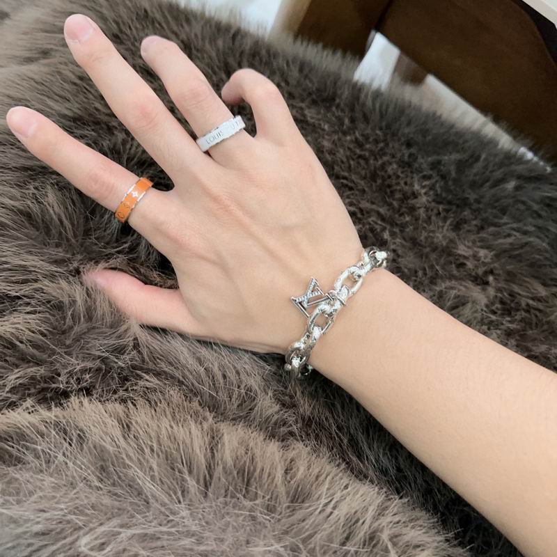 LV Ring 04yxs70 (45)