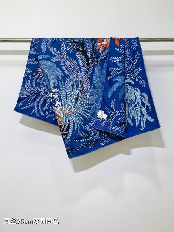 LV Silk Scarf 90X90cm E17 (30)