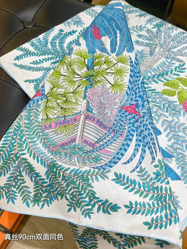 LV Silk Scarf 90X90cm E17 (4)