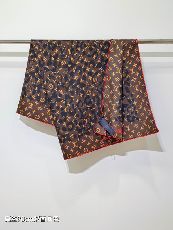 LV Silk Scarf 90X90cm E39 (12)