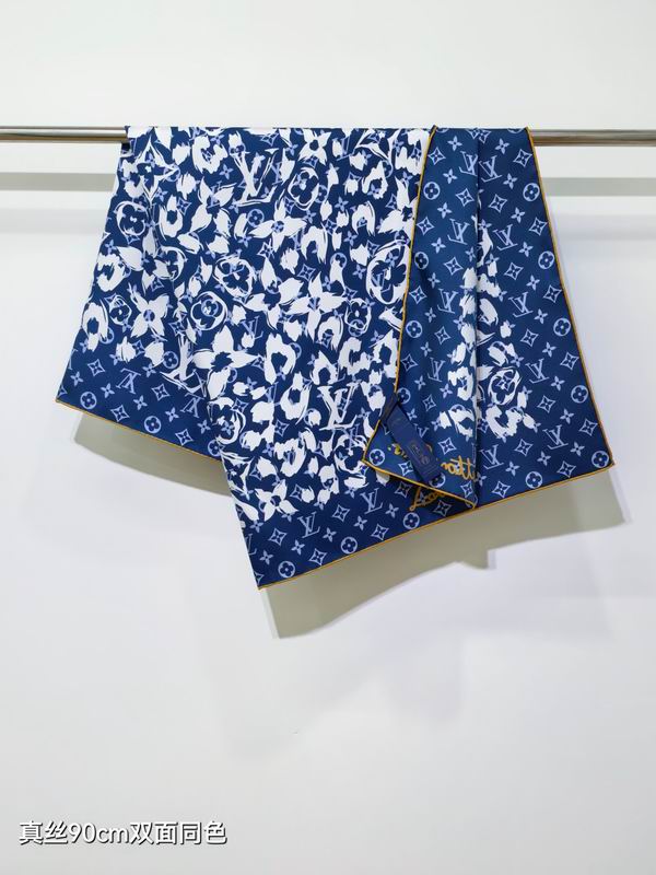 LV Silk Scarf 90X90cm E39 (2)