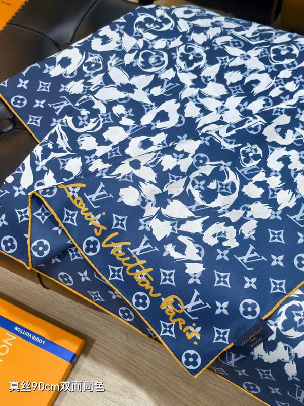 LV Silk Scarf 90X90cm E39 (4)