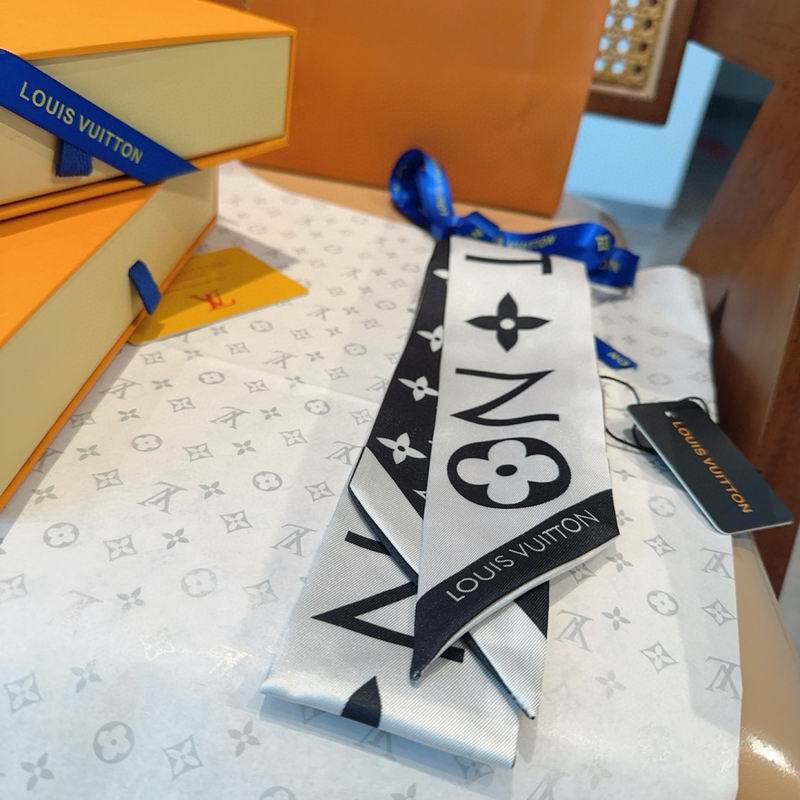 LV Silk ribbon 8X120cm E14 (47)