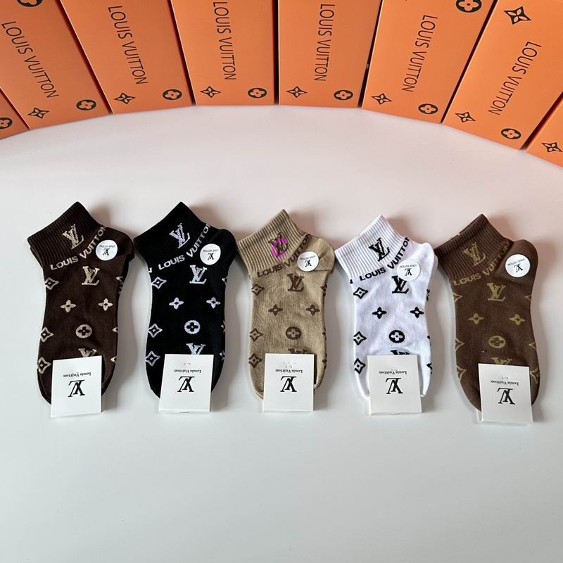 LV Socks (6)