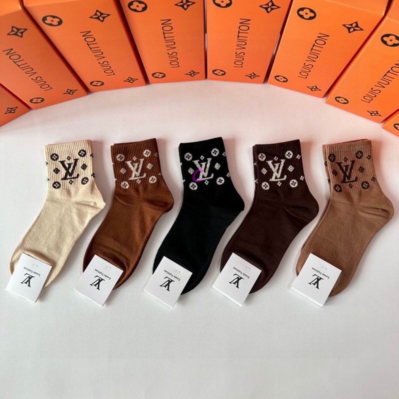 LV Socks (7)