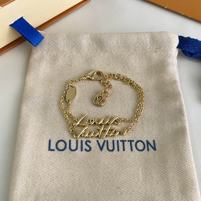 LV Suits 03yxs21 (3)