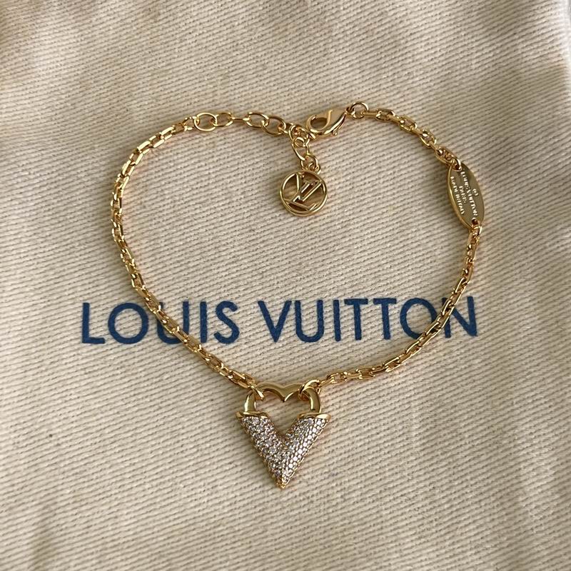 LV Suits 03yxs23 (8)