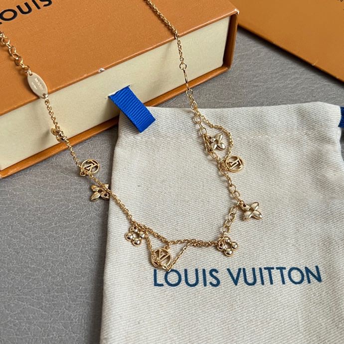 LV Suits 03yxs29 (14)