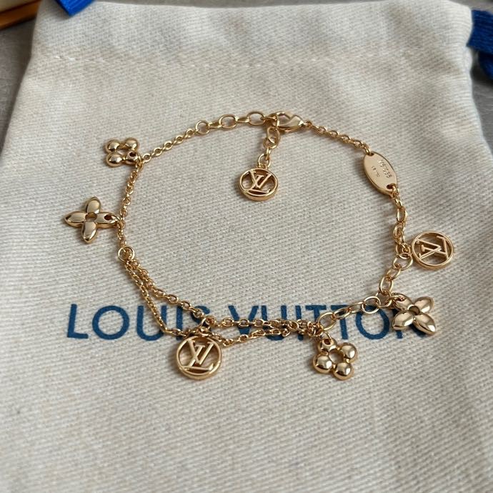 LV Suits 03yxs29 (9)