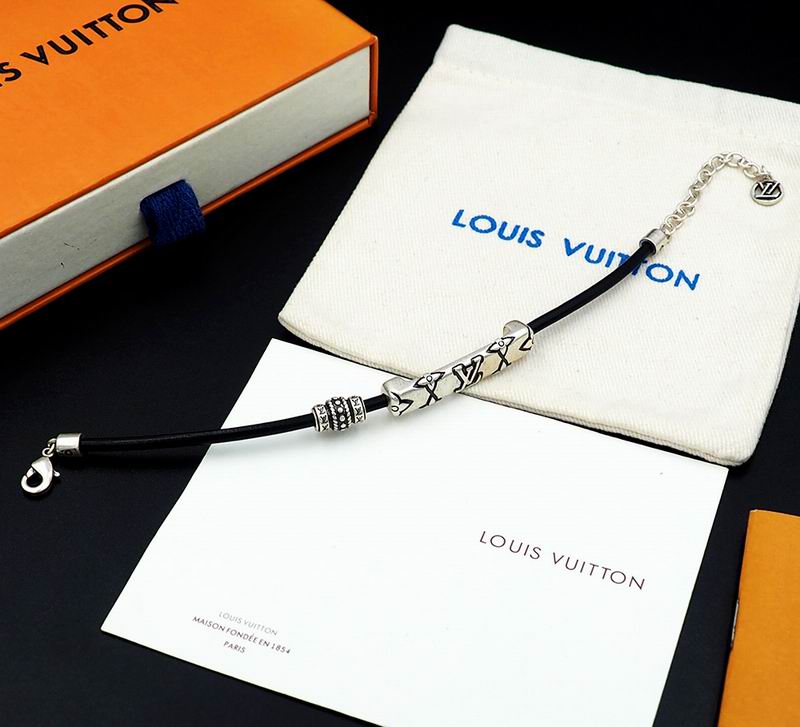 LV Suits 04yxs39 (13)