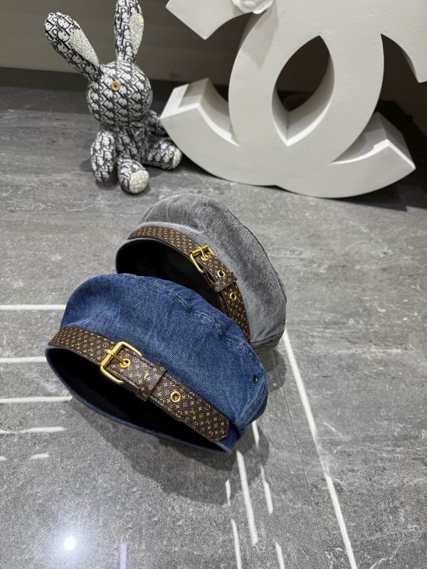 LV beret dx (189)