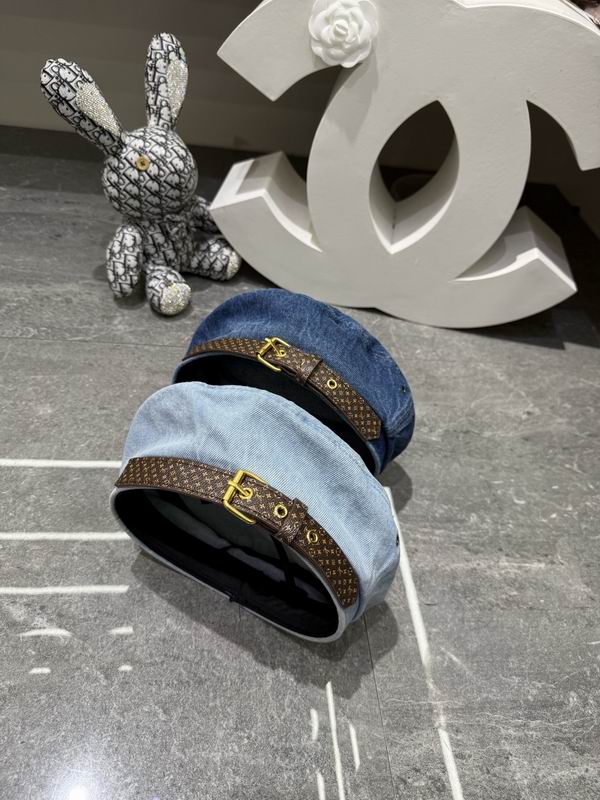 LV beret dx (190)