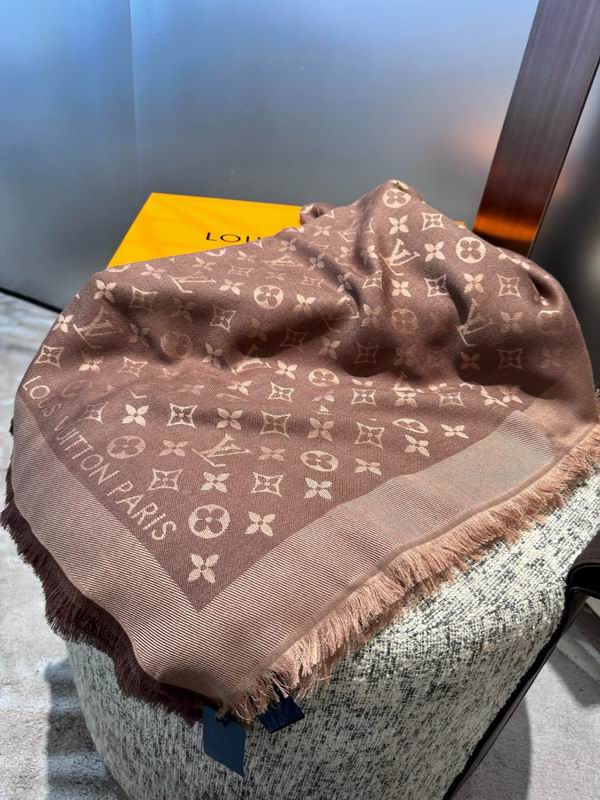 LV silk scarf 140X140cm E56 (4)
