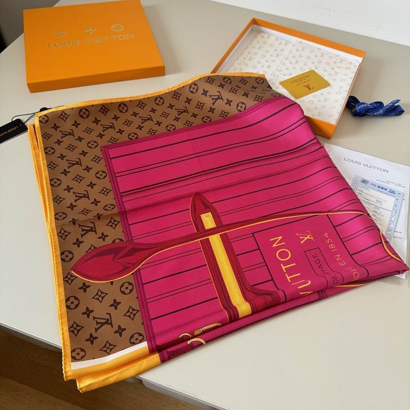 LV silk scarf hm (112)