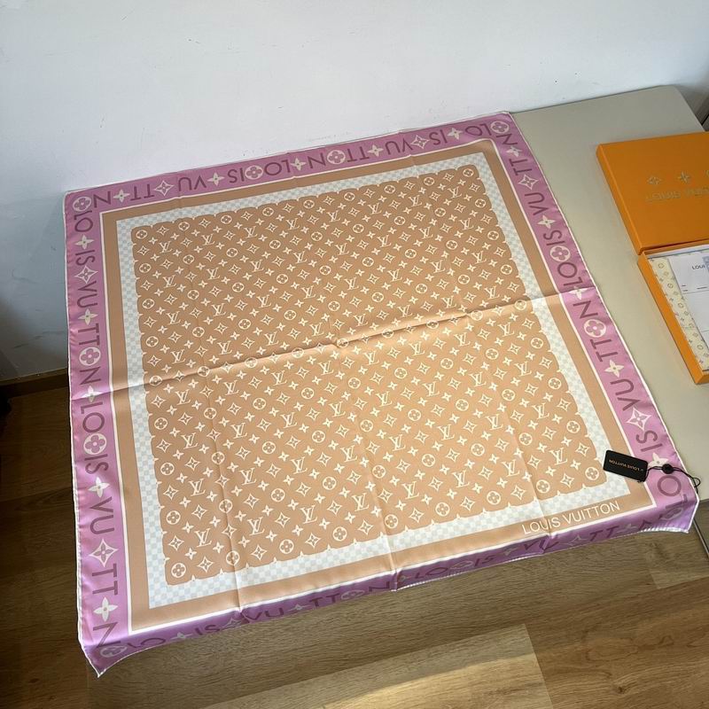 LV silk scarf hm (12)
