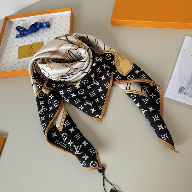 LV silk scarf hm (123)
