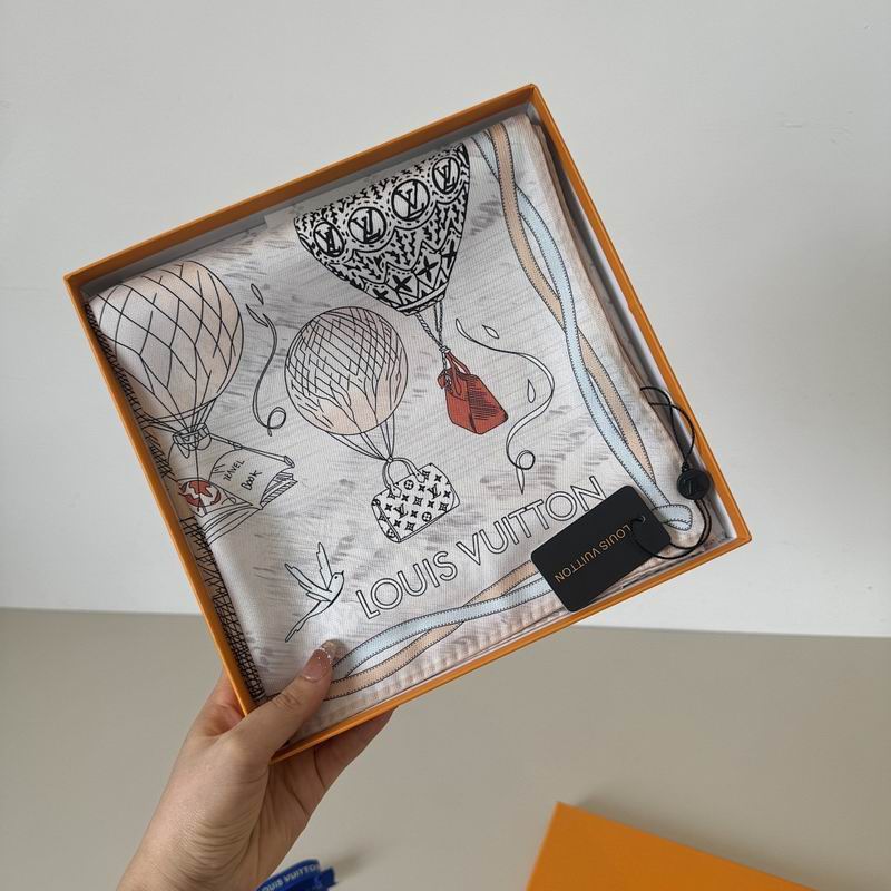 LV silk scarf hm (150)