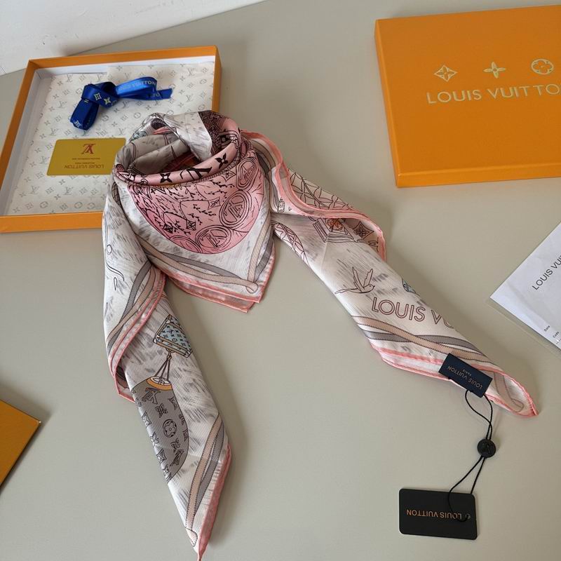 LV silk scarf hm (154)