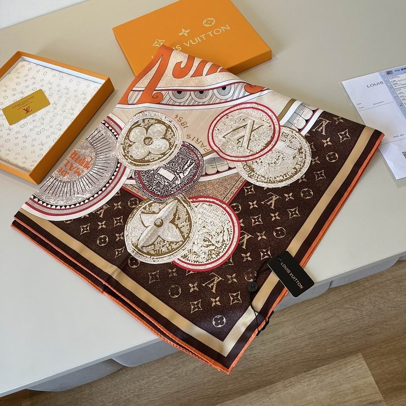 LV silk scarf hm (163)
