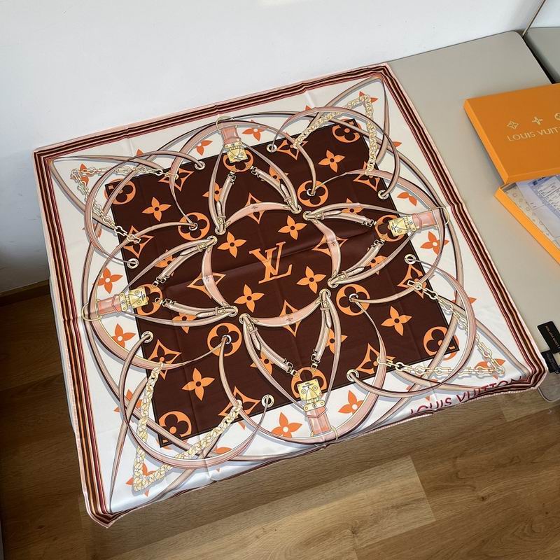 LV silk scarf hm (178)