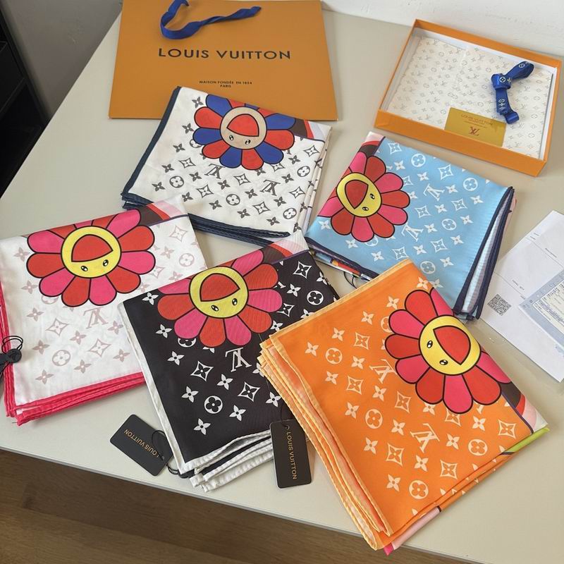 LV silk scarf hm (179)