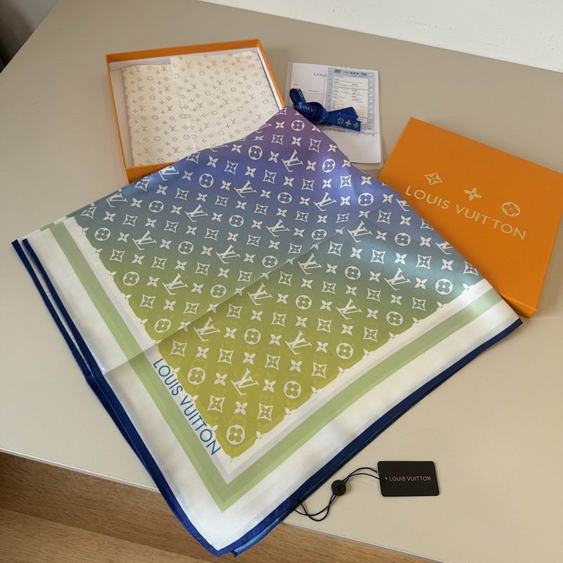 LV silk scarf hm (205)