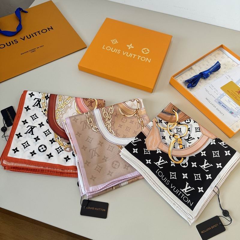 LV silk scarf hm (218)