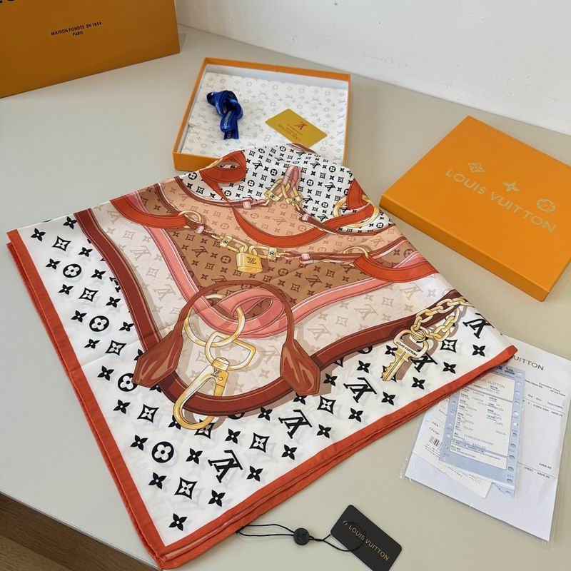 LV silk scarf hm (222)