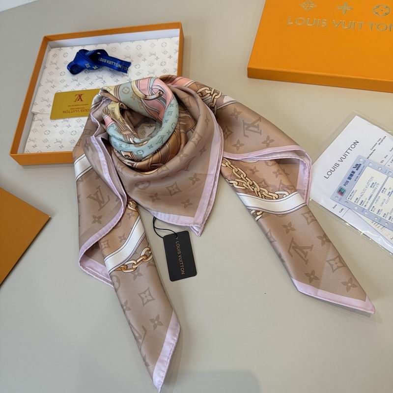 LV silk scarf hm (226)