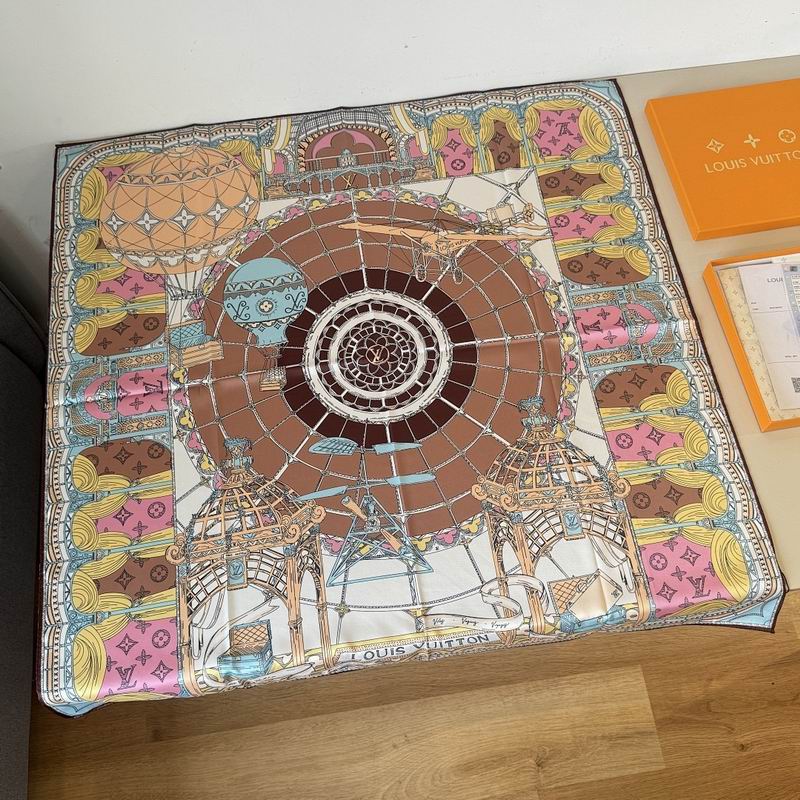LV silk scarf hm (264)