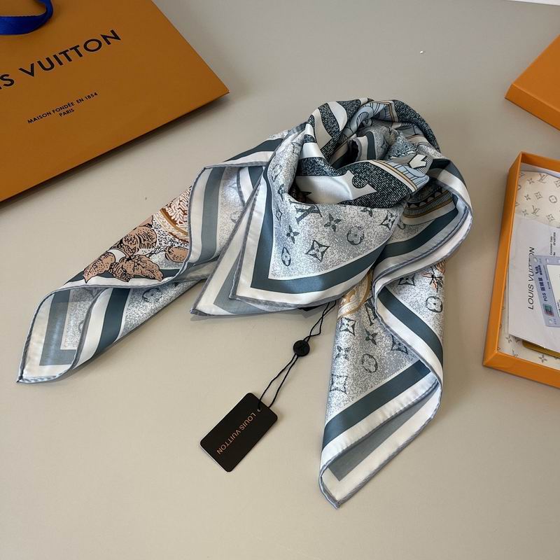 LV silk scarf hm (283)
