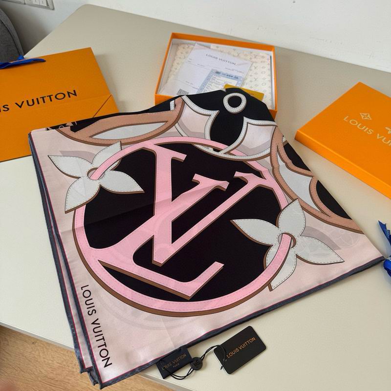 LV silk scarf hm (292)