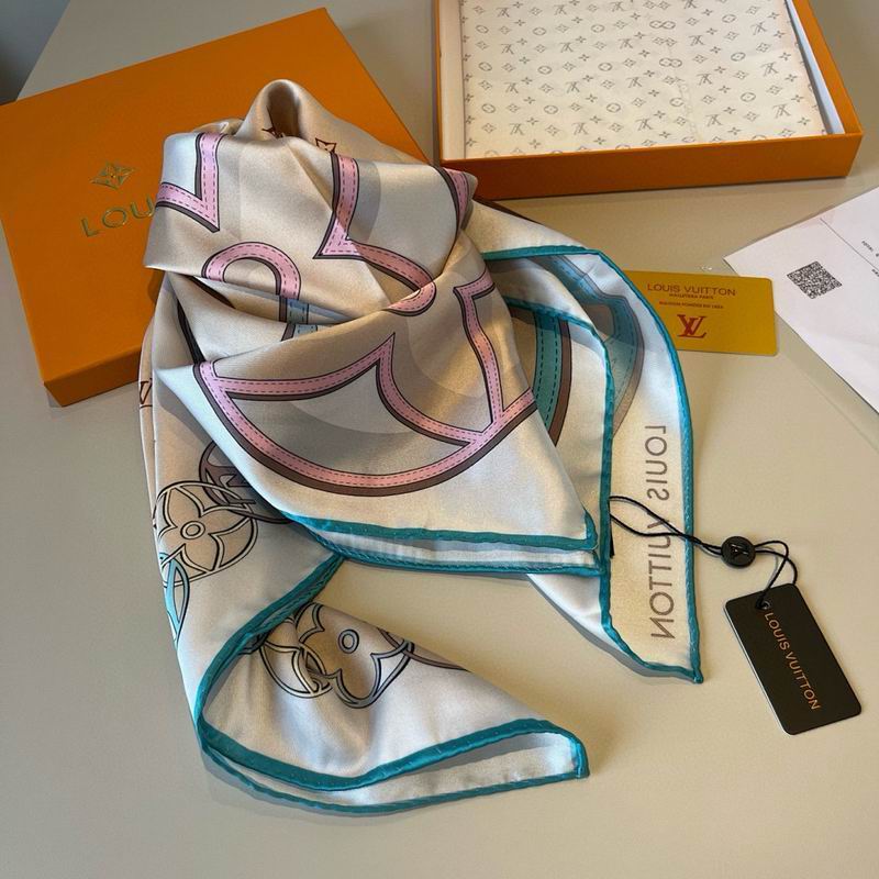 LV silk scarf hm (296)