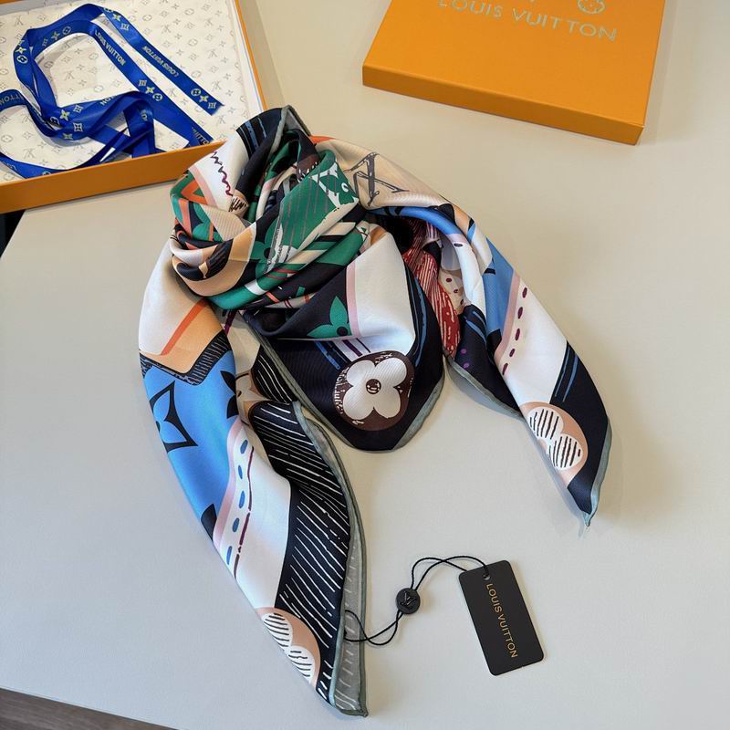 LV silk scarf hm (351)