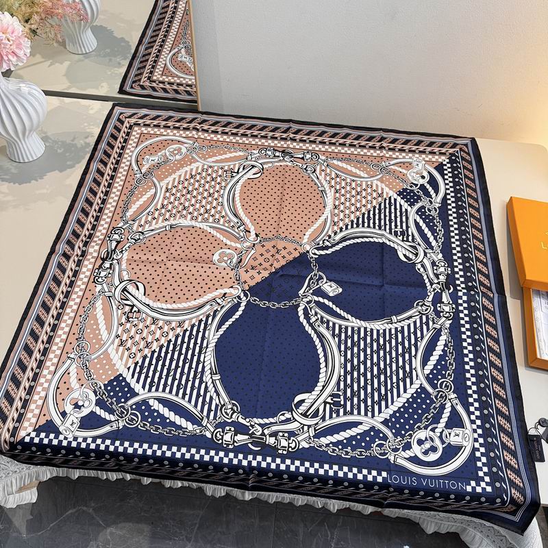 LV silk scarf hm (358)