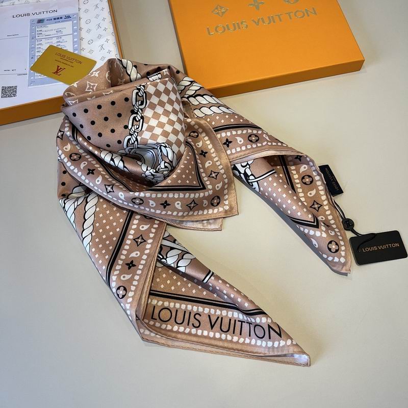 LV silk scarf hm (37)